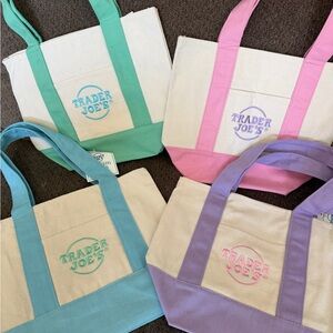 Trader Joe’s NEW pastel mini totes. Set of 4